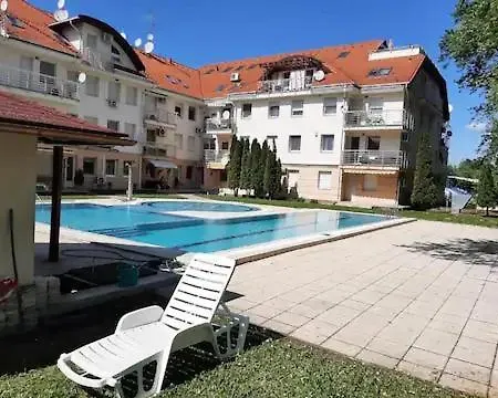 Studio N2 Apartman Hajduszoboszlo Exterior photo